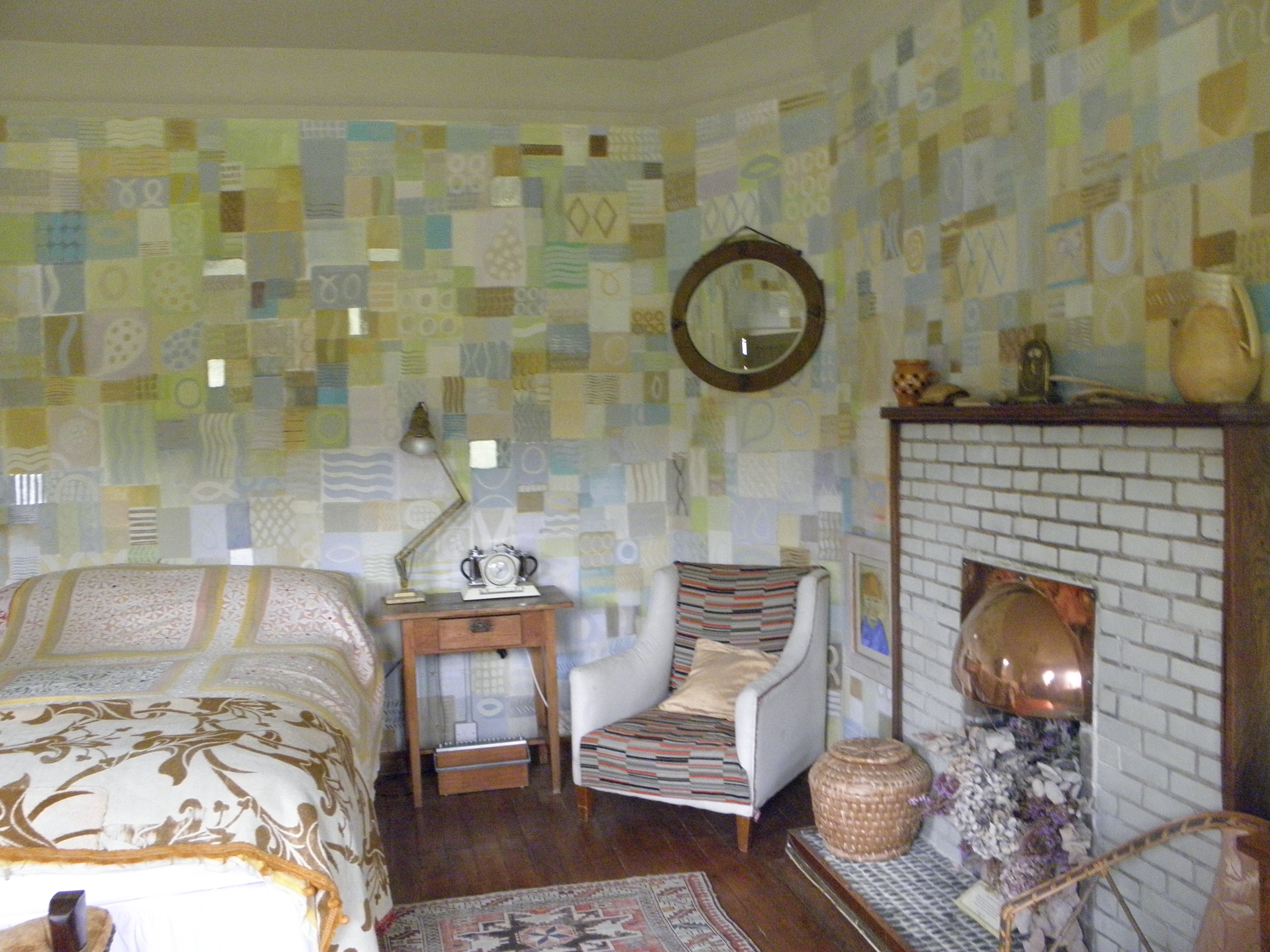Voewood_patchwork_bedroom_OLYMPUS DIGITAL CAMERA