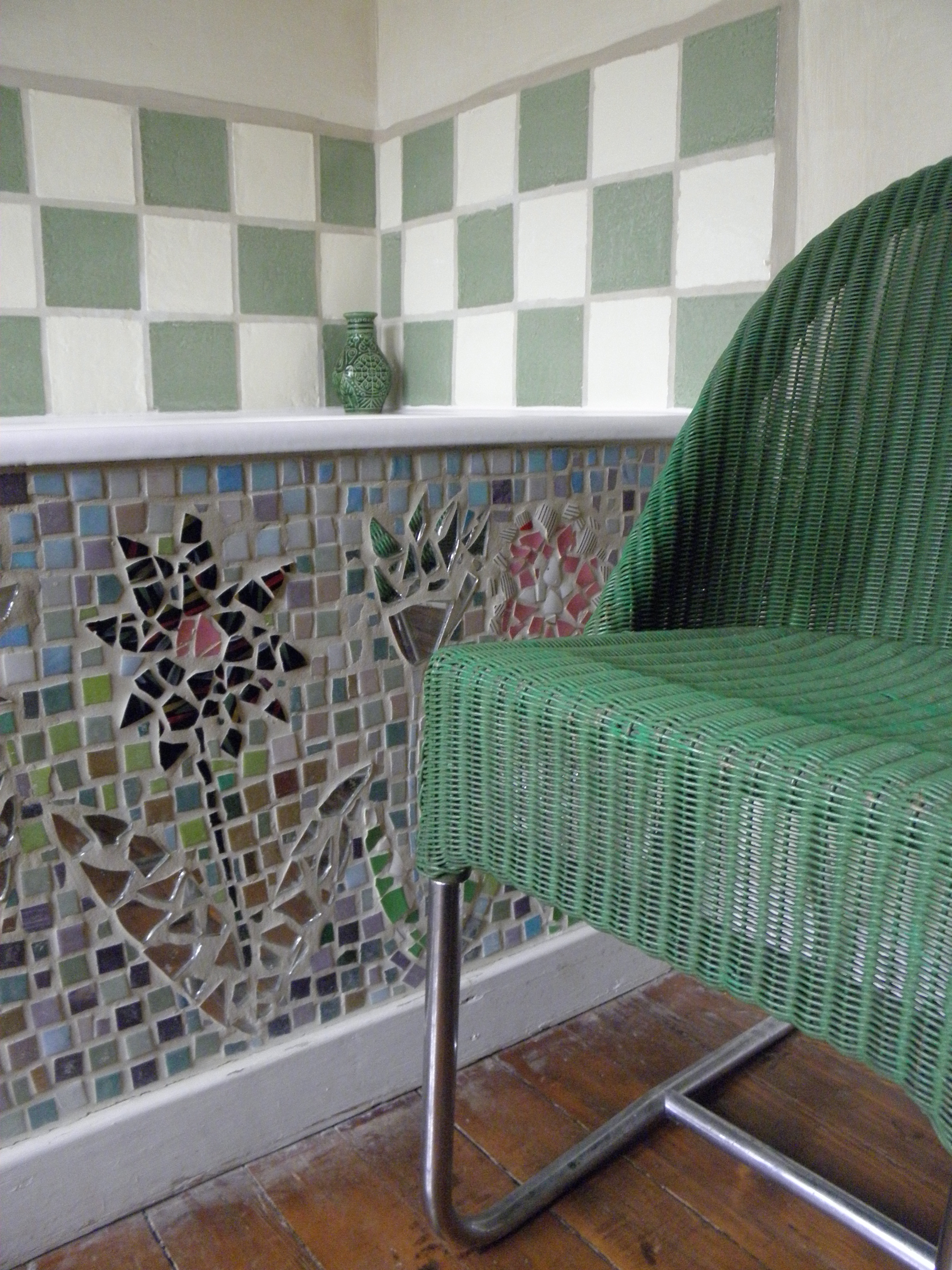 Voewood_mosaic_bathroom_P7270115