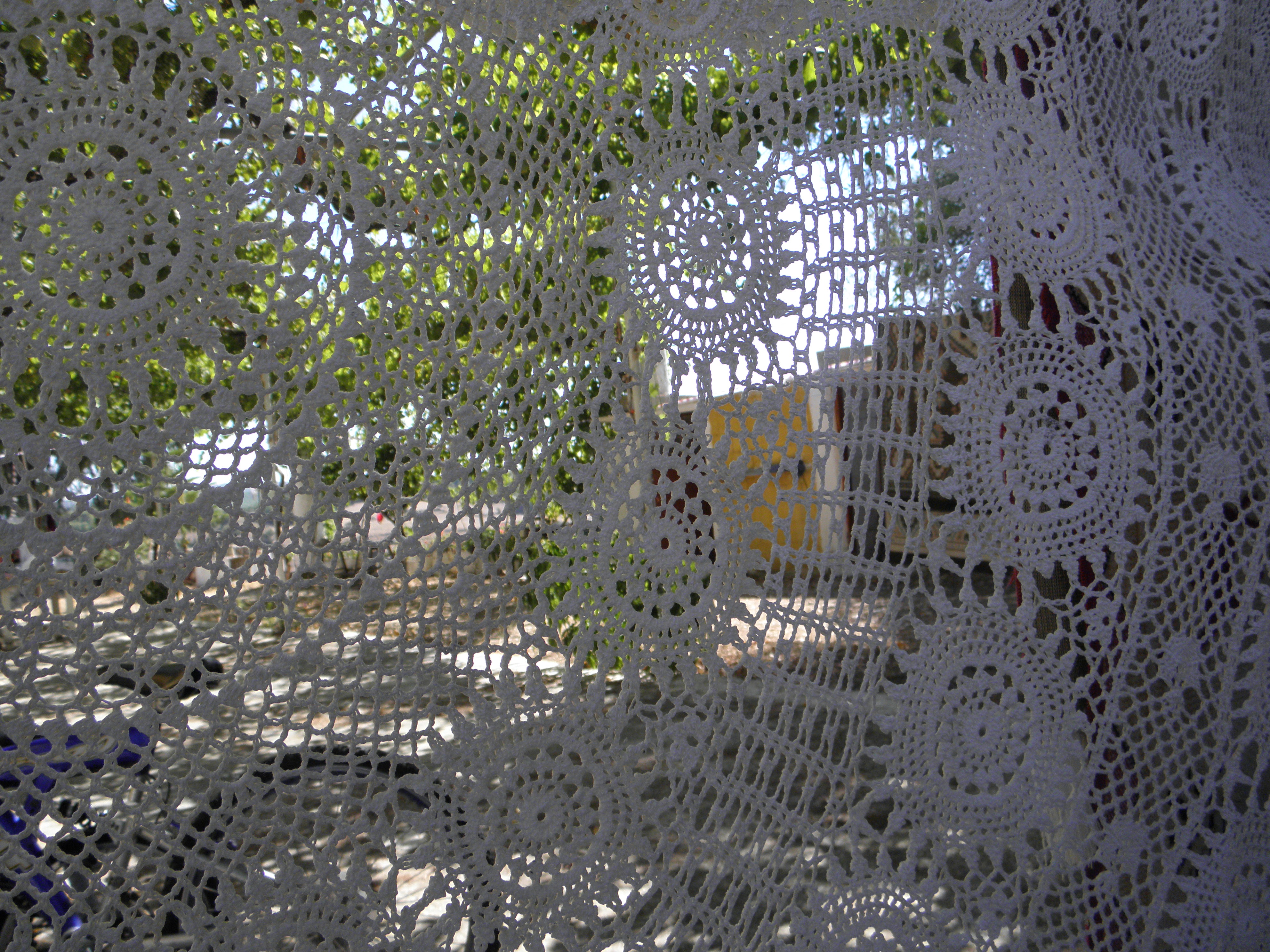 crochet_at_window_Voluimes_2