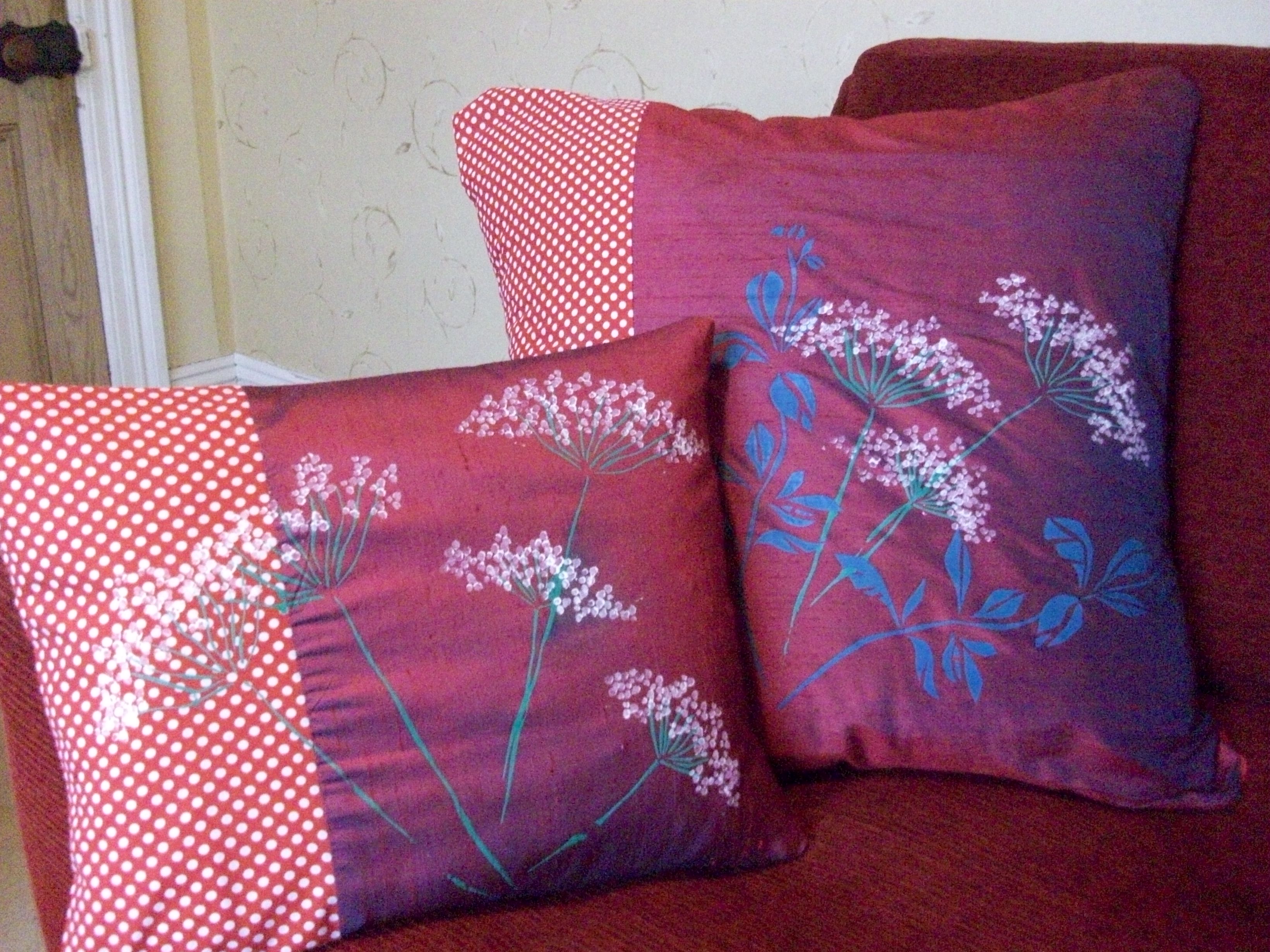 circus girl print cushion