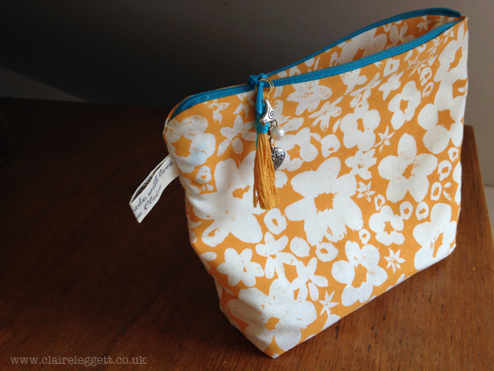 claire_leggett-screenprinted_bag